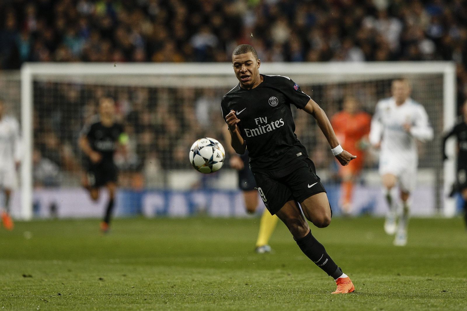 祝贺，苏超MVP范厚泰获2025微博竞燃之夜年度瞩目运动员奖项（苏超MVP范厚泰荣膺2025微博竞燃之夜年度瞩目运动员）