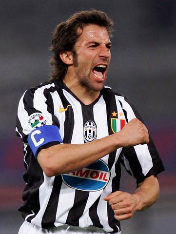 遗憾空砍！德罗赞加时赛怒砍12分，全场16中10拿33分（空砍33分！德罗赞加时独取12分，16投10中仍难救主）