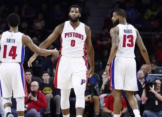 阿斯：皇马忧虑球队体能表现，1月西超杯成绩影响阿隆索帅位（《阿斯》：皇马担忧球队体能，1月西超杯战绩或影响阿隆索帅位）