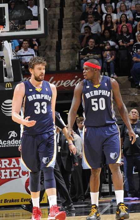 新赛季主场揭幕战全场精华出炉，一起回顾昨晚的精彩瞬间（新赛季主场揭幕之战全场集锦上线，带你重温昨夜的精彩瞬间）