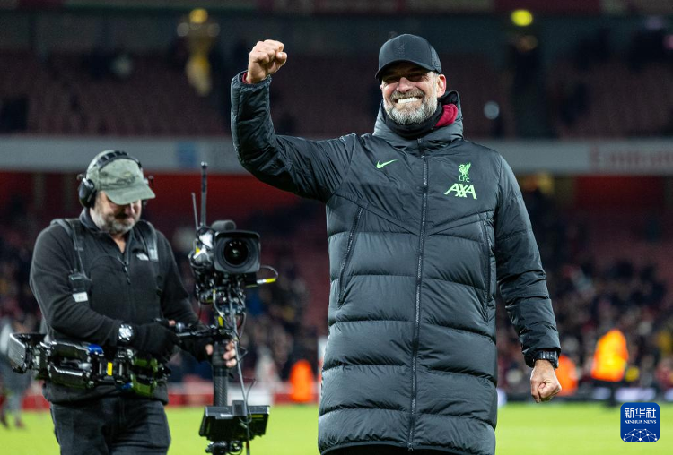 塞尔维亚核心伤退引担忧（塞尔维亚主将伤退惹忧）