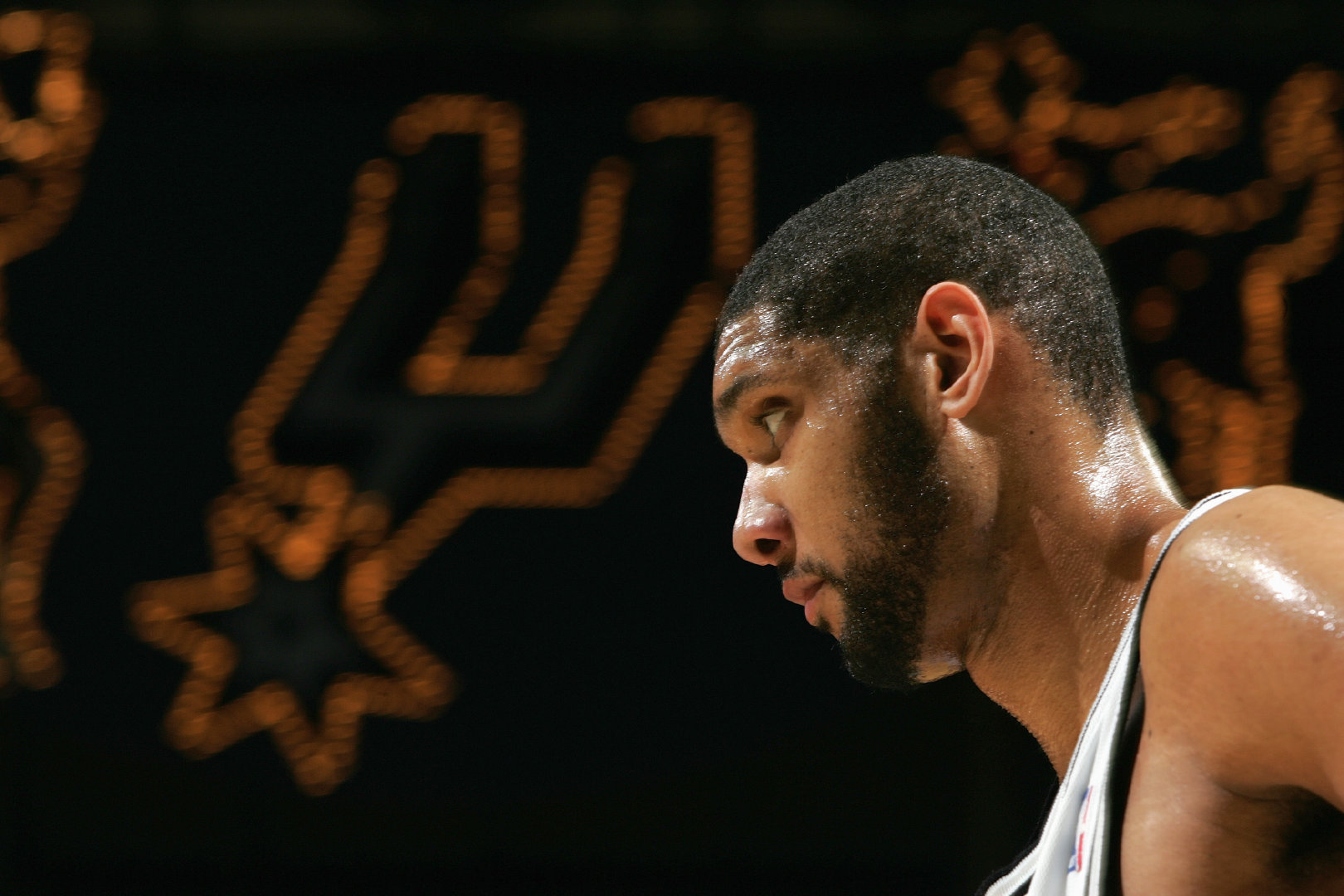 哈珀：得付出110%的努力才能赢下比赛，天空才是我们的极限（哈珀：赢球要拼到110%，我们的上限直达天际）