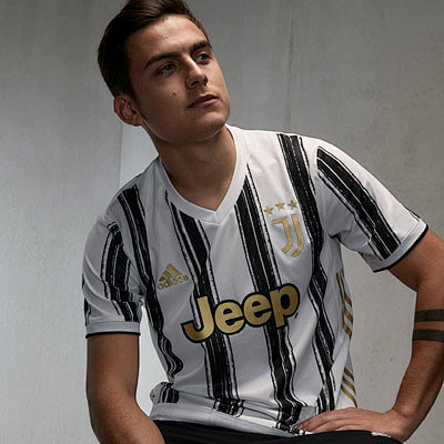 浮嶋敏：邝兆镭没出场是因为轮换；每场比赛我们都全力争胜（浮嶋敏：邝兆镭因轮换未出场，我们每场都力拼胜利）